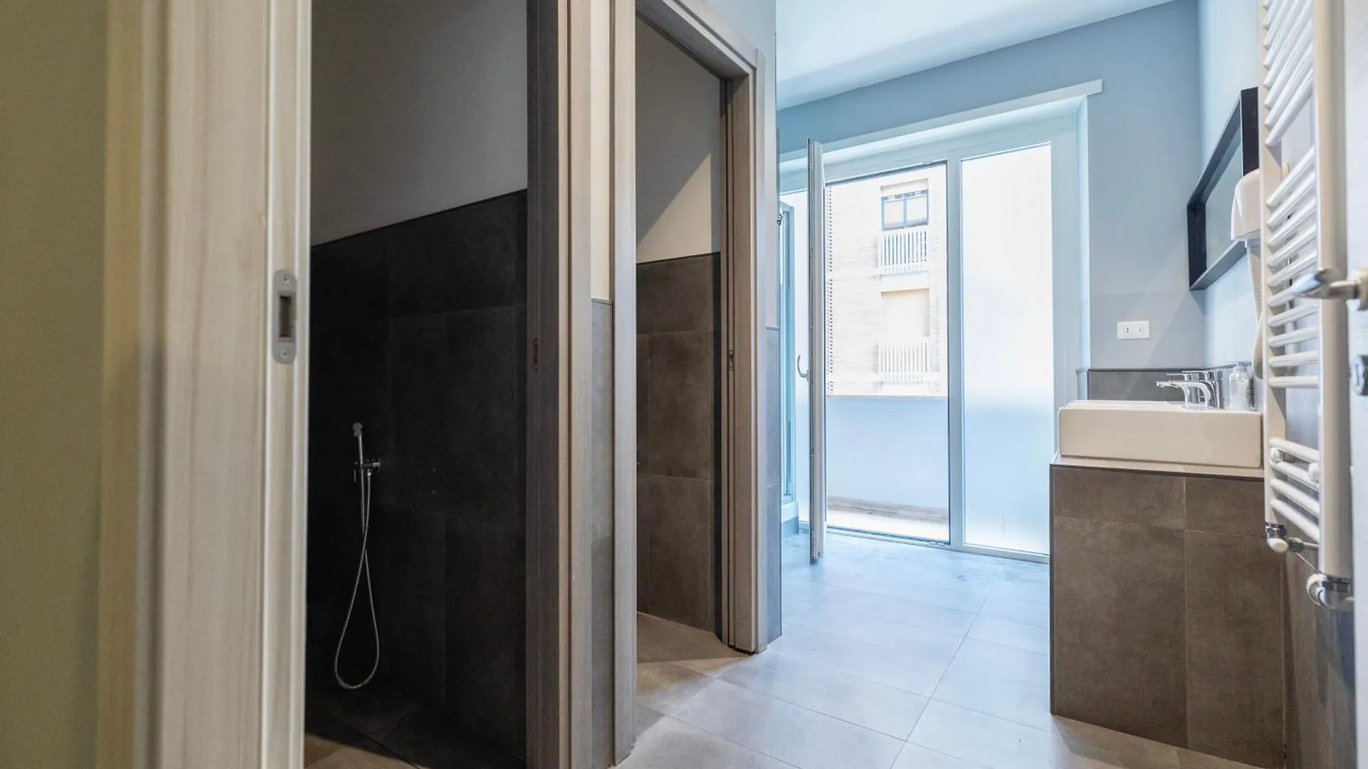 Hostel Trastevere Roma Italia