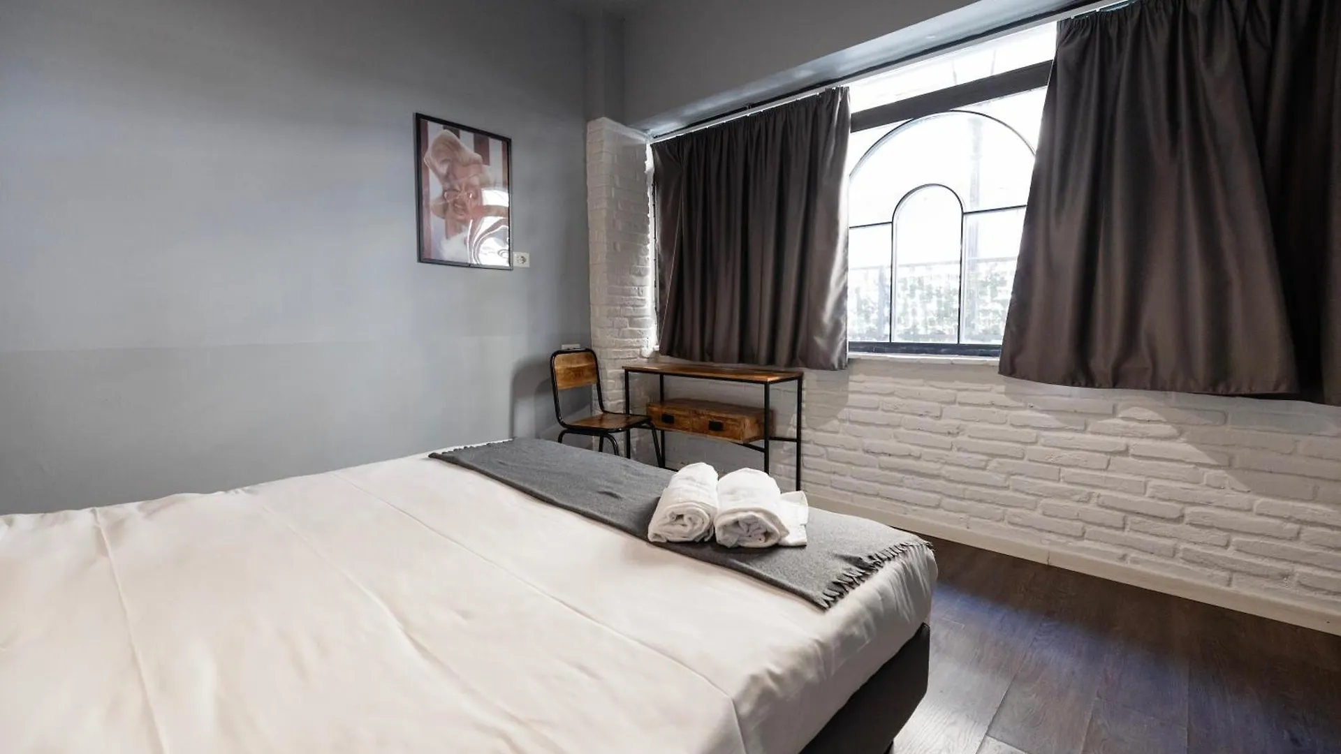 Hostel Trastevere Roma 0*,